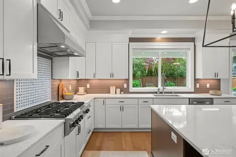 10425 NE 112th Street Kirkland WA 98033