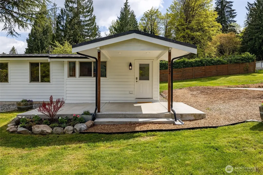 477 Lake Samish Drive Bellingham WA 98229