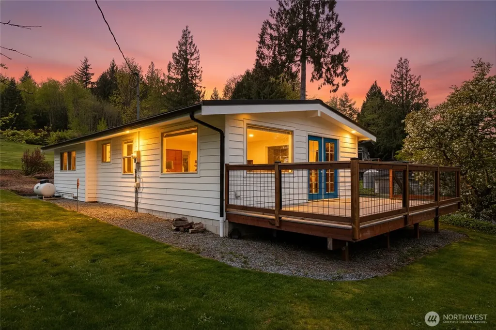 477 Lake Samish Drive Bellingham WA 98229