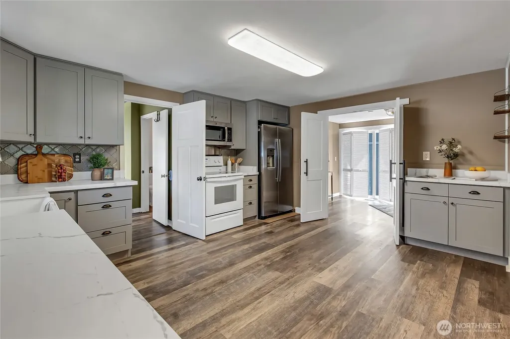 413 Long Street Wilkeson WA 98396