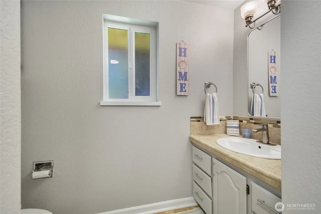 8223 47th Avenue NE Marysville WA 98270