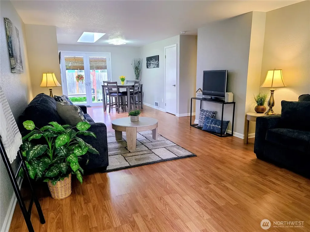 8223 47th Avenue NE Marysville WA 98270