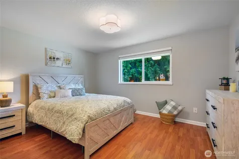 8223 47th Avenue NE Marysville WA 98270