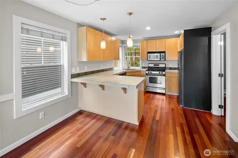 129 26th Avenue E Seattle WA 98112