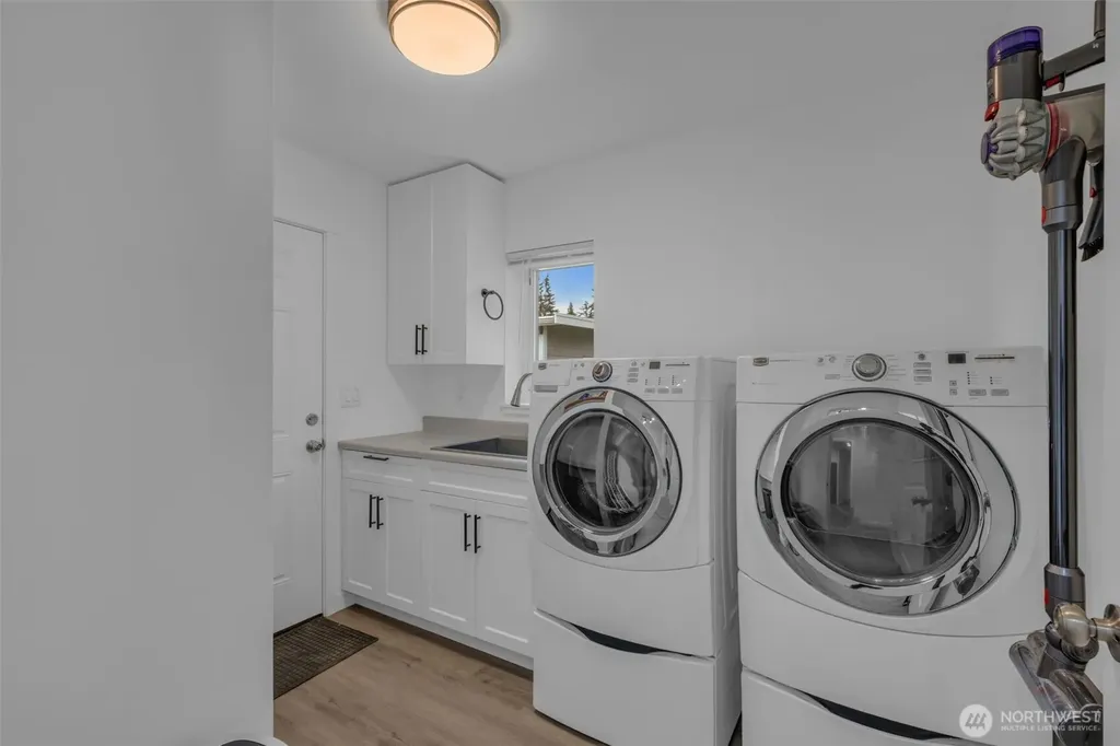 9015 218th Street SW Edmonds WA 98026