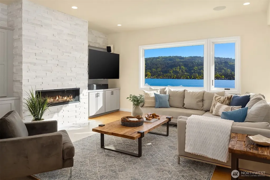 3921 202nd Place SE Sammamish WA 98075