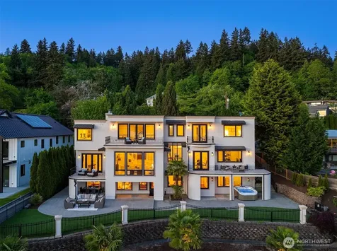 3921 202nd Place SE Sammamish WA 98075
