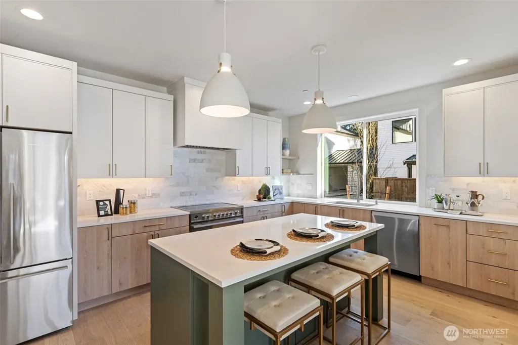 9313 132nd Avenue NE Kirkland WA 98033