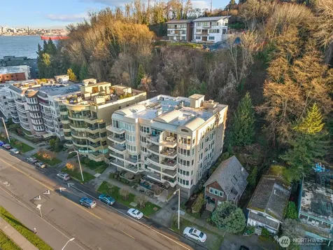 1210 Alki Avenue SW Seattle WA 98116