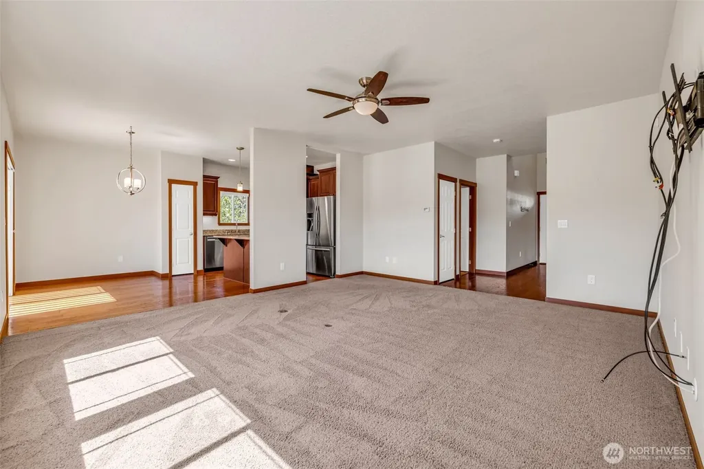 17127 Lakepoint Drive SE Yelm WA 98597