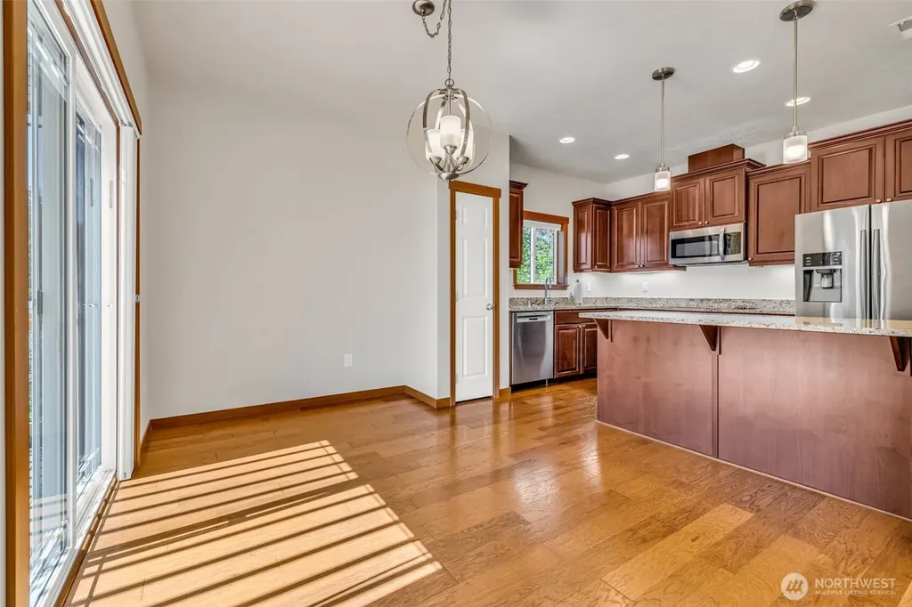 17127 Lakepoint Drive SE Yelm WA 98597