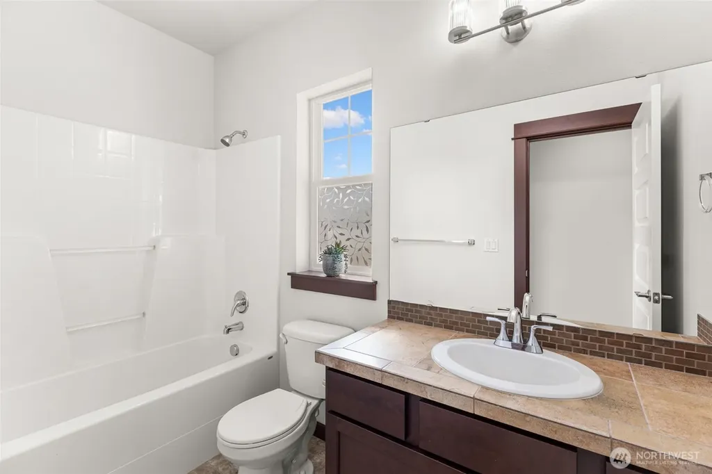 303 202nd Place SE Bothell WA 98012
