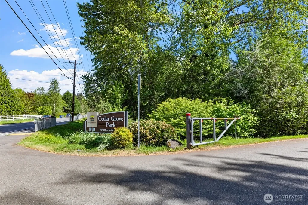 303 202nd Place SE Bothell WA 98012