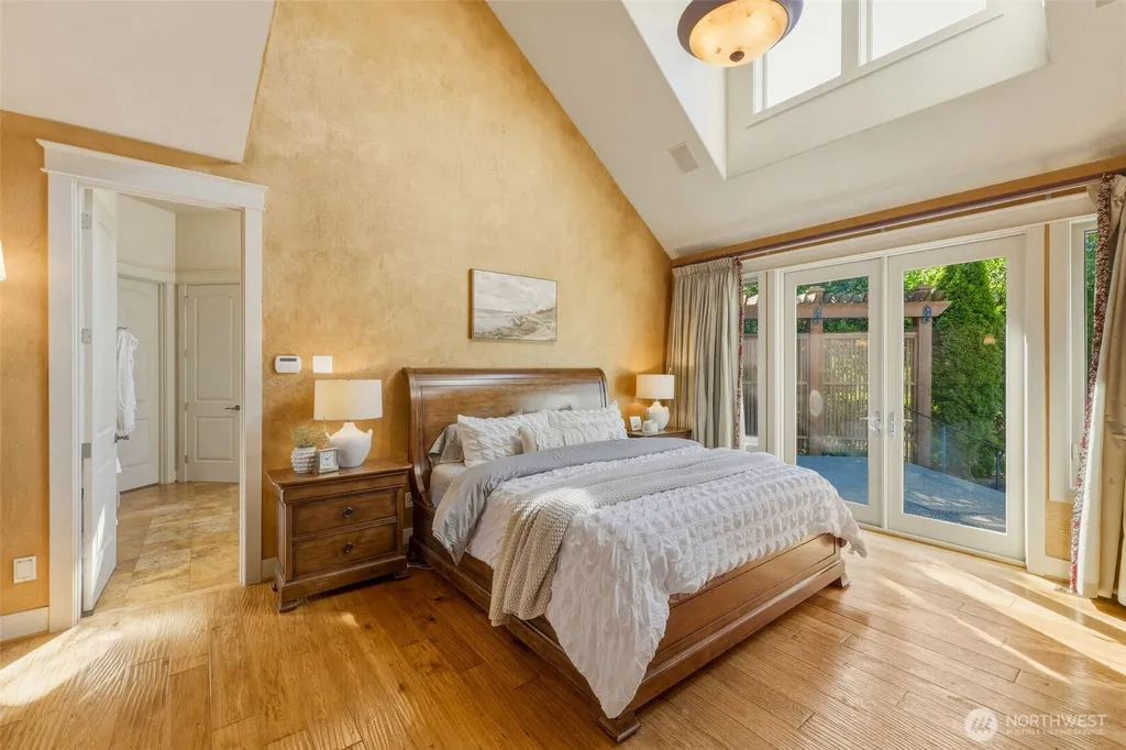 8014 Warren Drive NW Gig Harbor WA 98335