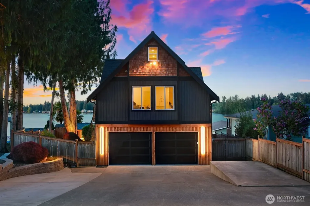 20844 60th Street E Bonney Lake WA 98391