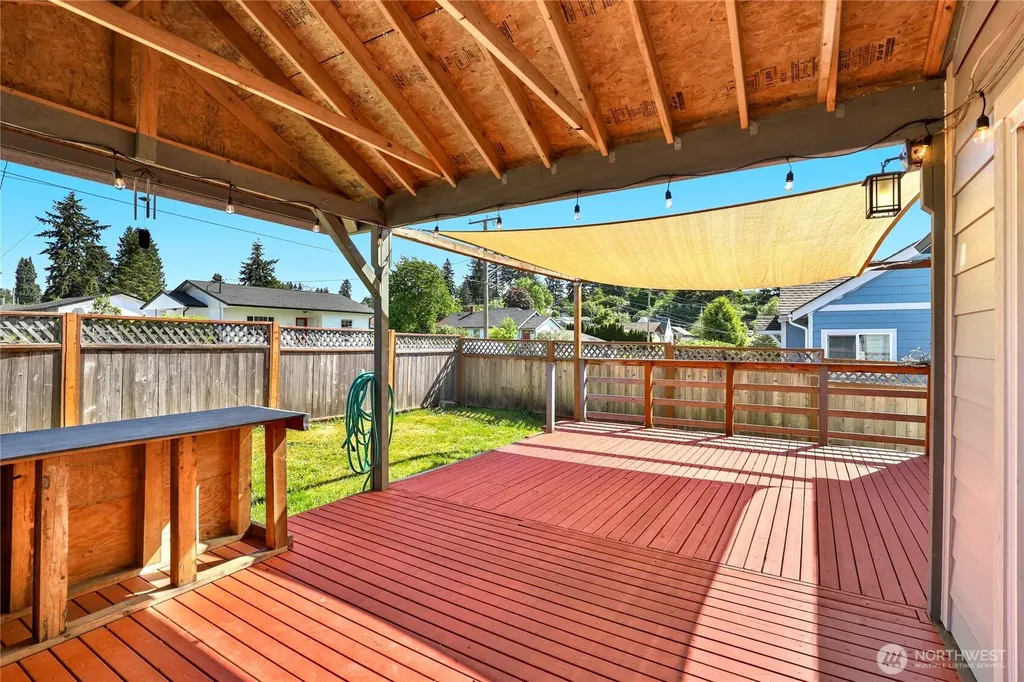 3733 D Street Bremerton WA 98312