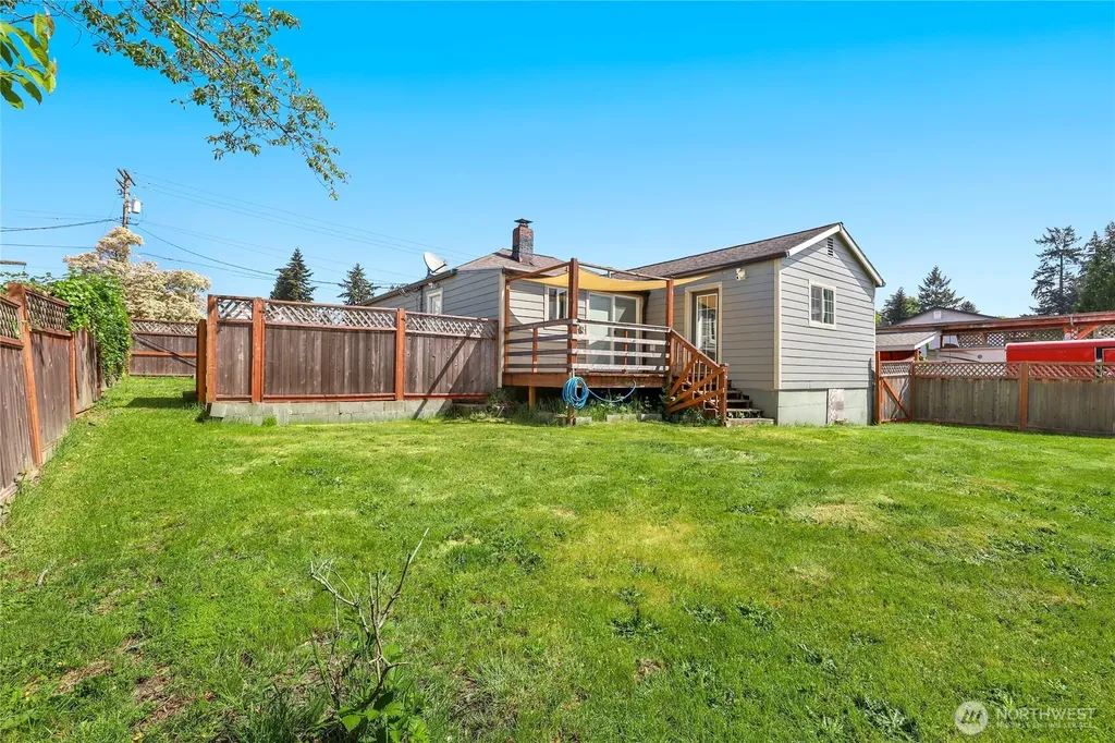 3733 D Street Bremerton WA 98312