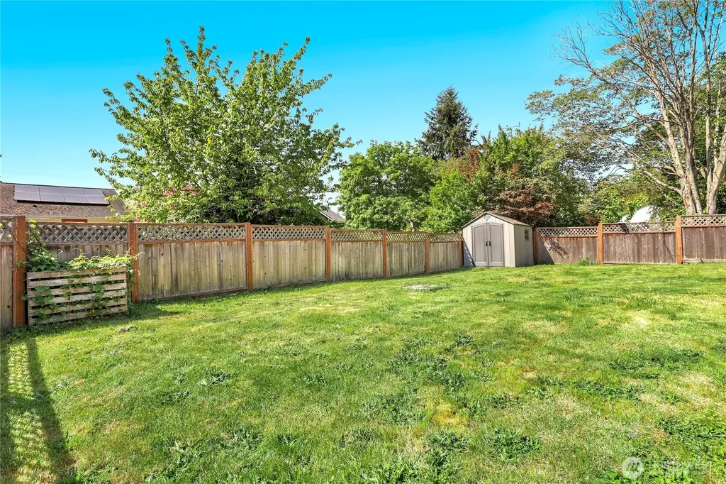 3733 D Street Bremerton WA 98312