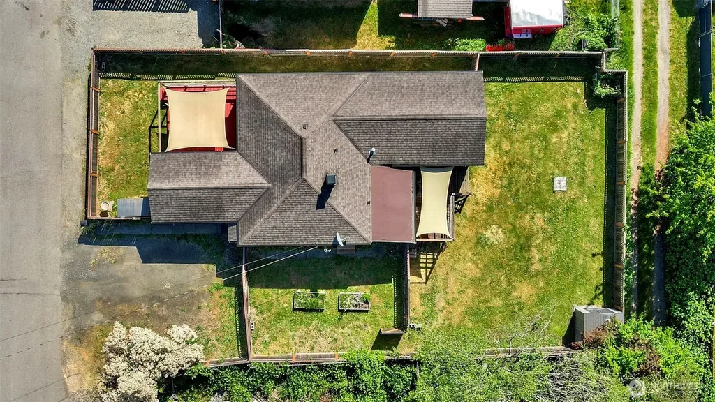 3733 D Street Bremerton WA 98312
