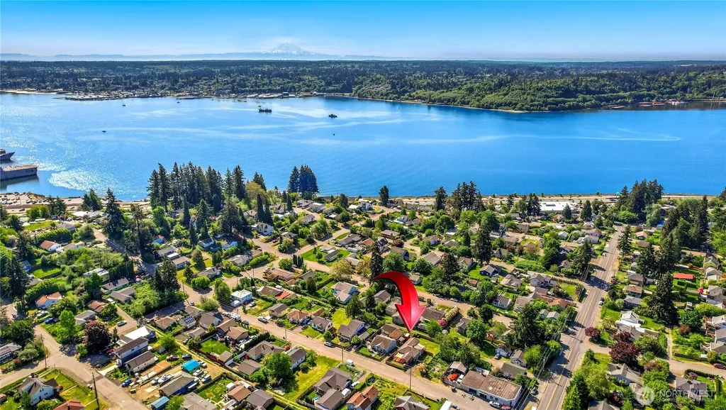 3733 D Street Bremerton WA 98312