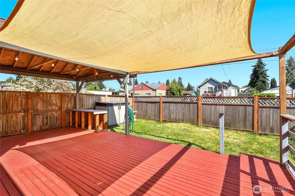 3733 D Street Bremerton WA 98312