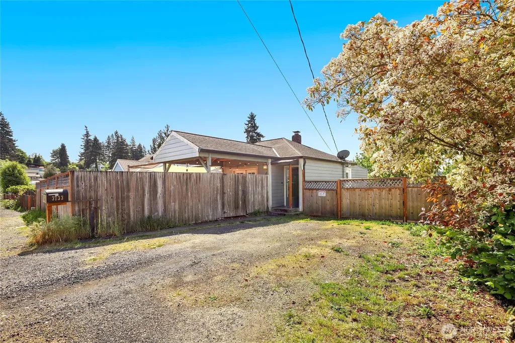 3733 D Street Bremerton WA 98312