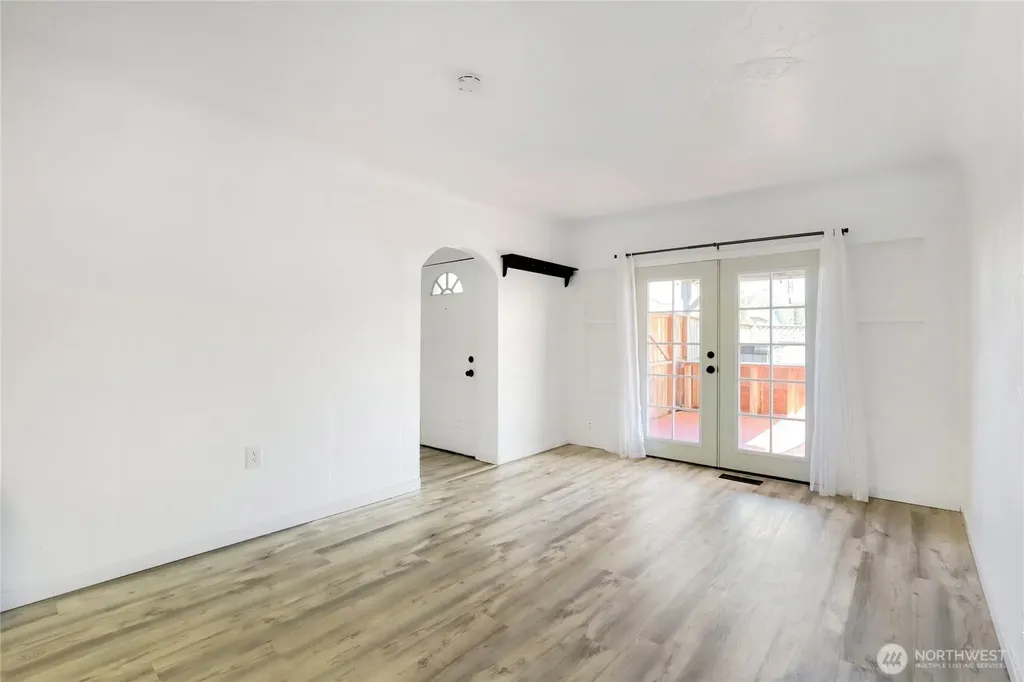 3733 D Street Bremerton WA 98312