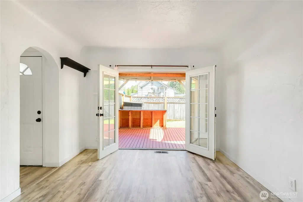 3733 D Street Bremerton WA 98312