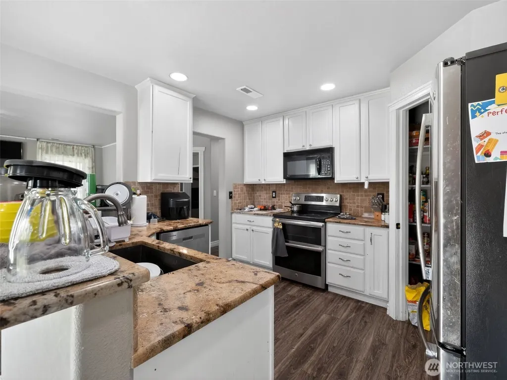 2509 W 35th Avenue Kennewick WA 99337