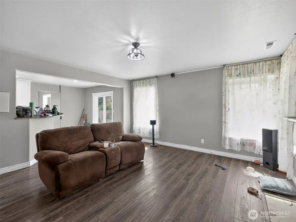 2509 W 35th Avenue Kennewick WA 99337