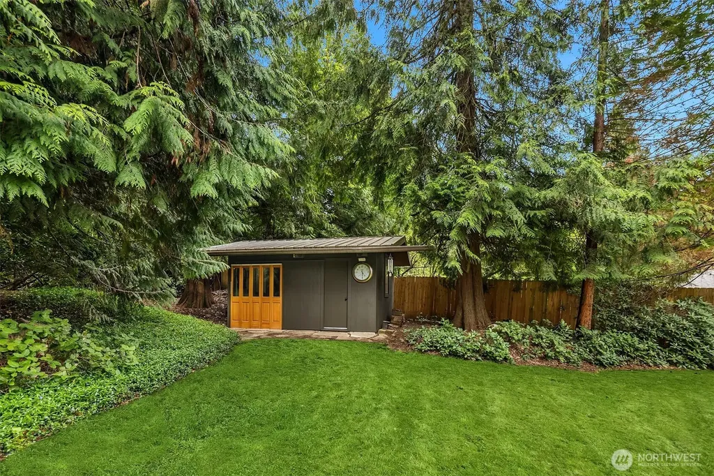 3908 142nd Place NE Bellevue WA 98007
