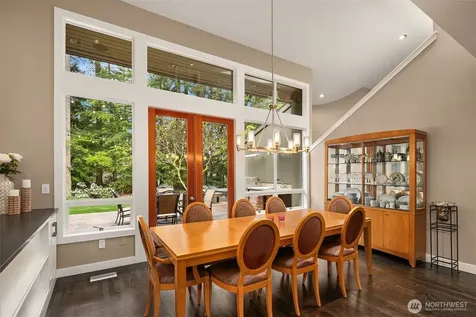3908 142nd Place NE Bellevue WA 98007