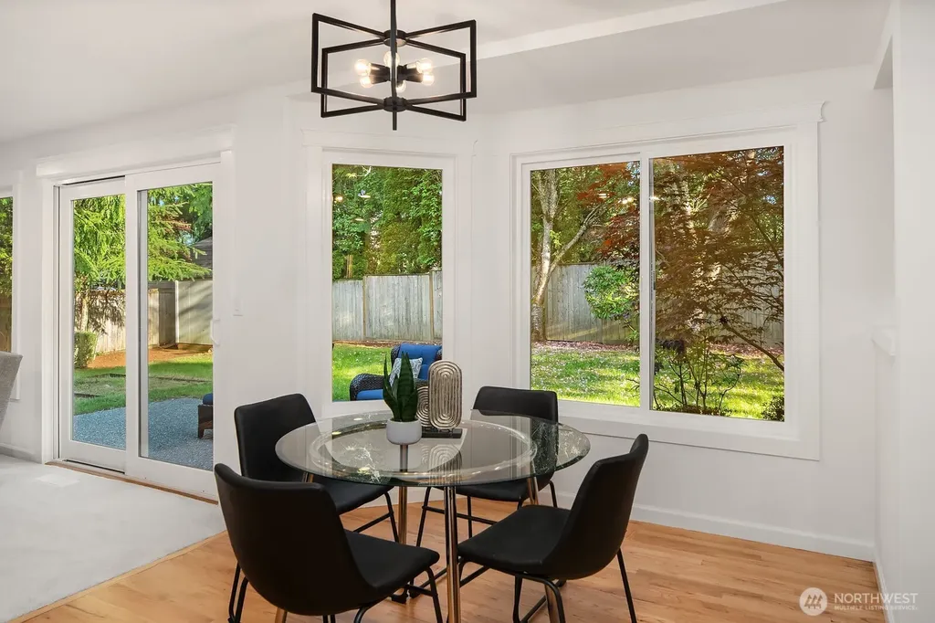 23203 NE 18th Place Sammamish WA 98074