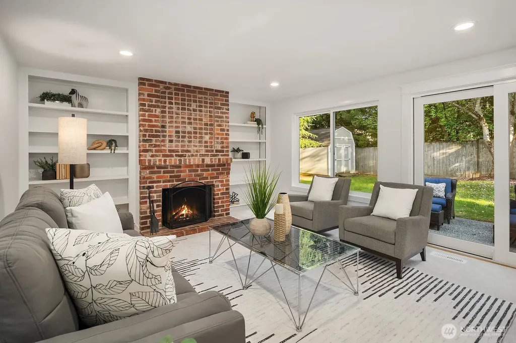 23203 NE 18th Place Sammamish WA 98074
