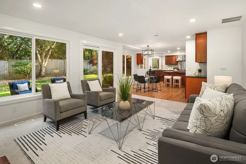 23203 NE 18th Place Sammamish WA 98074