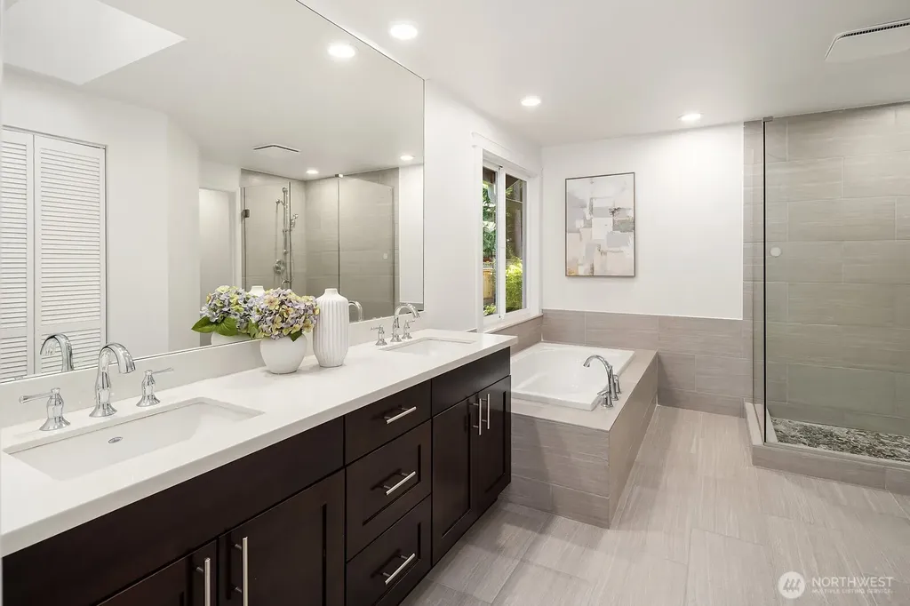 23203 NE 18th Place Sammamish WA 98074