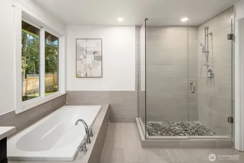 23203 NE 18th Place Sammamish WA 98074