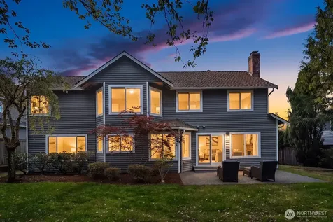23203 NE 18th Place Sammamish WA 98074