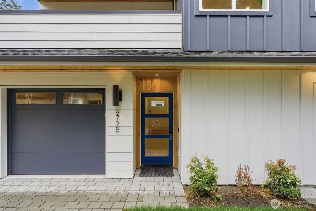 9725 Evanston Avenue N Seattle WA 98103