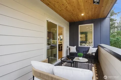 9725 Evanston Avenue N Seattle WA 98103