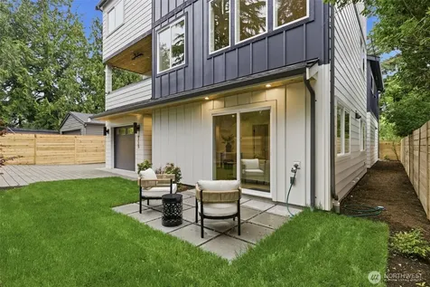 9725 Evanston Avenue N Seattle WA 98103