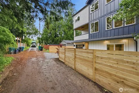 9725 Evanston Avenue N Seattle WA 98103