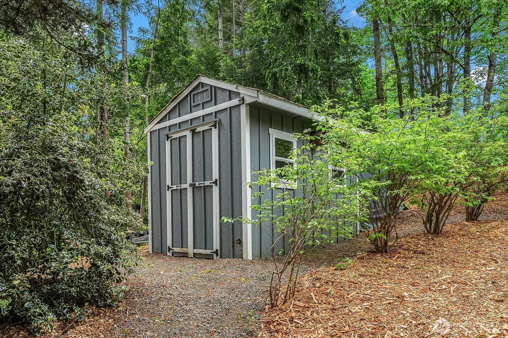 21422 SE 37th Street Sammamish WA 98075
