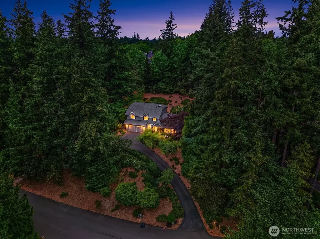 21422 SE 37th Street Sammamish WA 98075