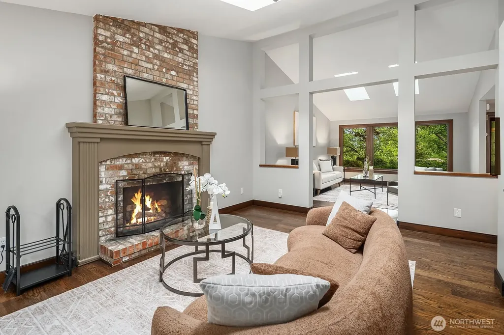 21422 SE 37th Street Sammamish WA 98075