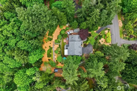 21422 SE 37th Street Sammamish WA 98075