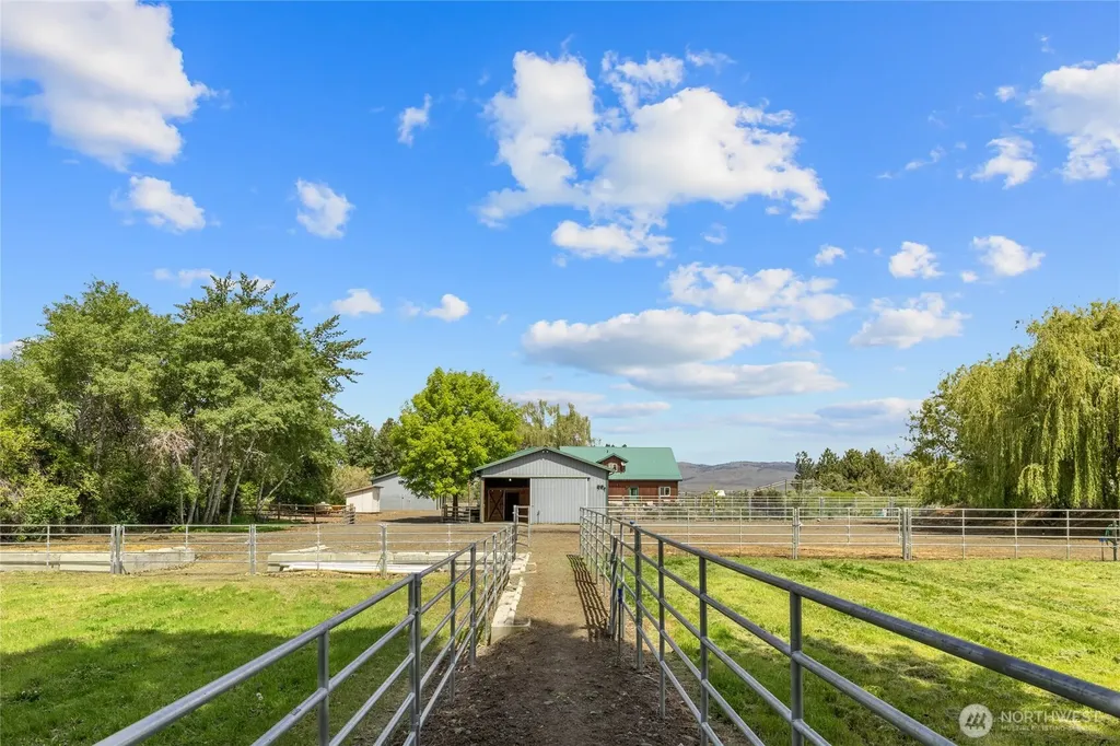 1750 Rader Road Ellensburg WA 98926