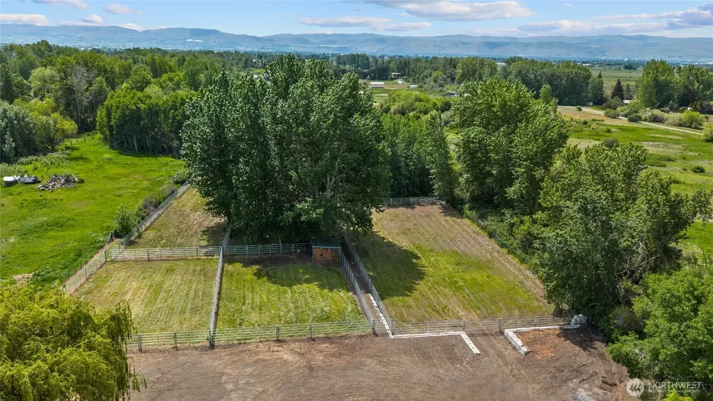 1750 Rader Road Ellensburg WA 98926