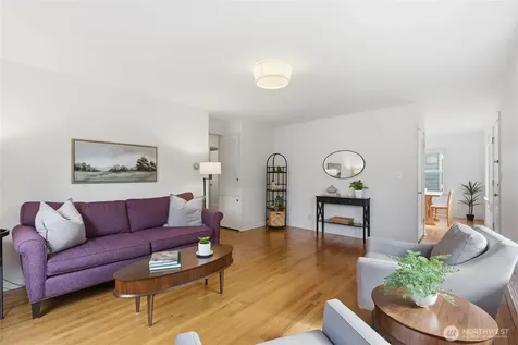 3444 34th Avenue W Seattle WA 98199