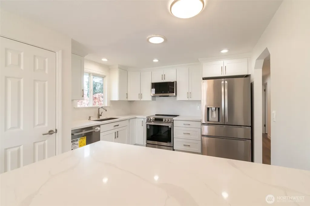 20915 80th Place W Edmonds WA 98026